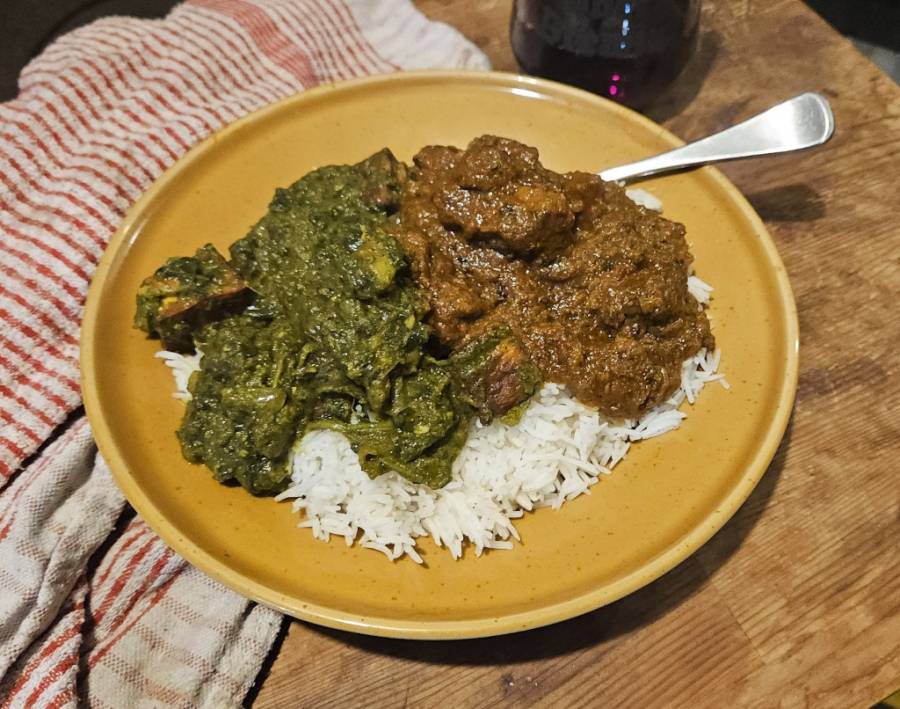 Mutton Vindaloo & Sag Paneer